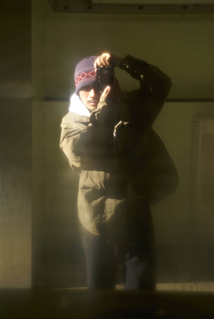 251121 A150786 1 689x1024