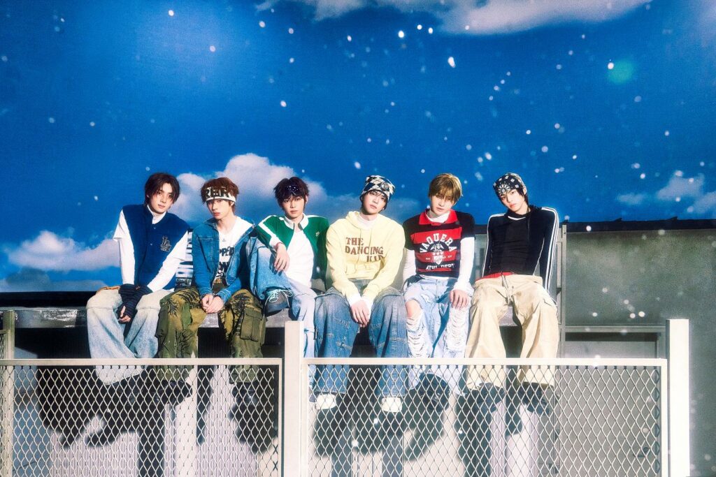 SEVENTEENの弟分としても話題の6人組ボーイグループ・TWS、「オリコン年間ランキング2025」に複数作品ランクイン！