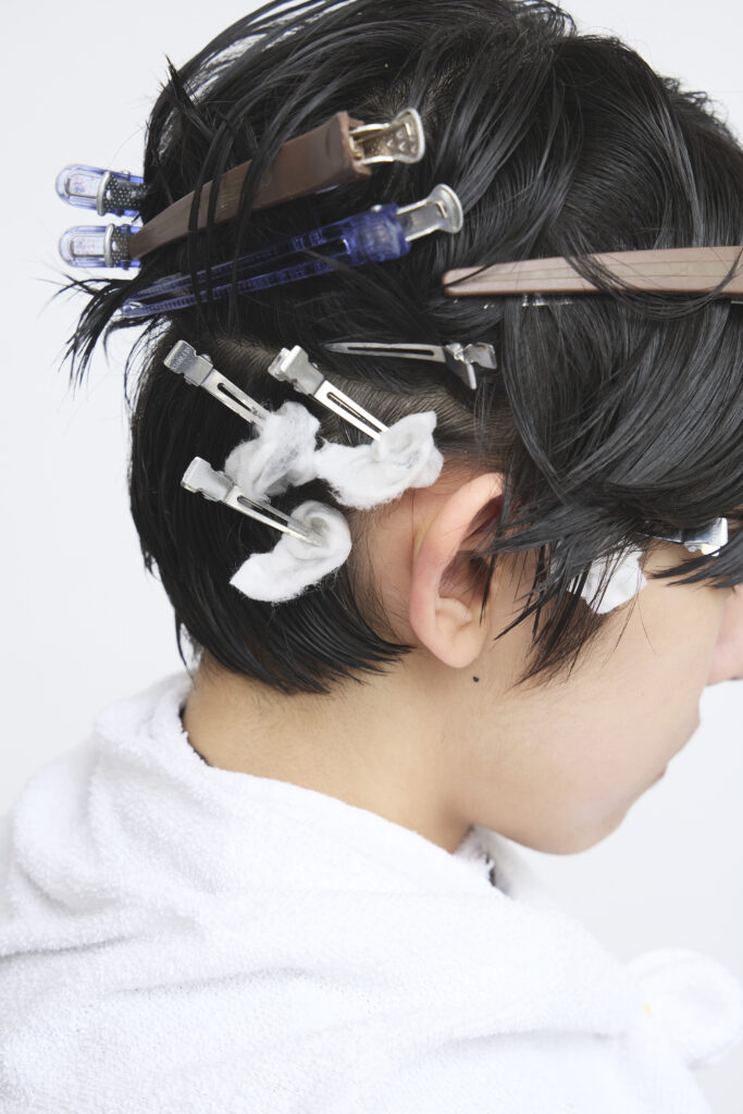 251202 0009 683x1024