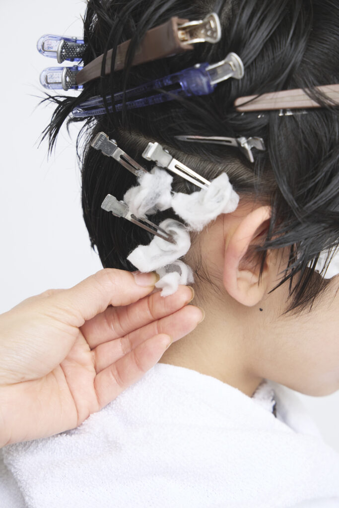 251202 0011 1 683x1024