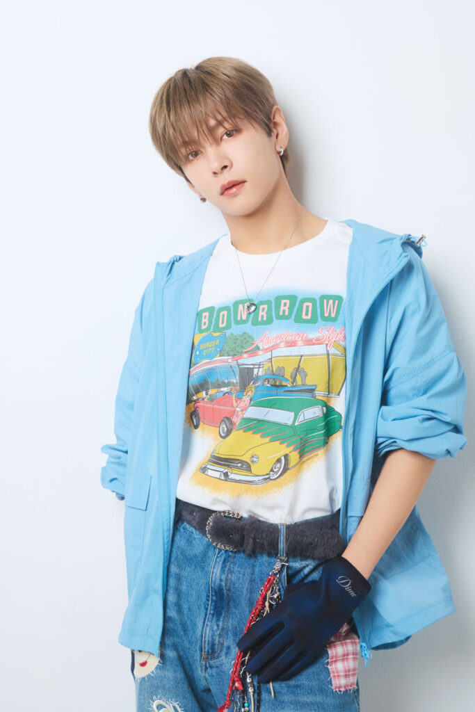 251210 0191 683x1024