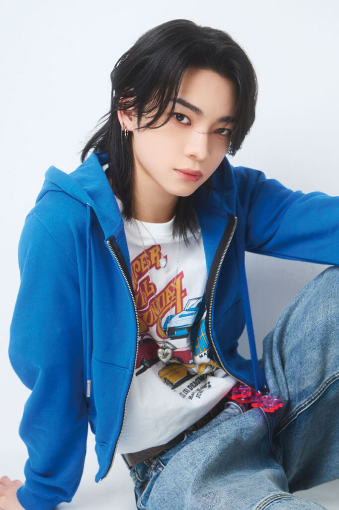 251210 1172 682x1024