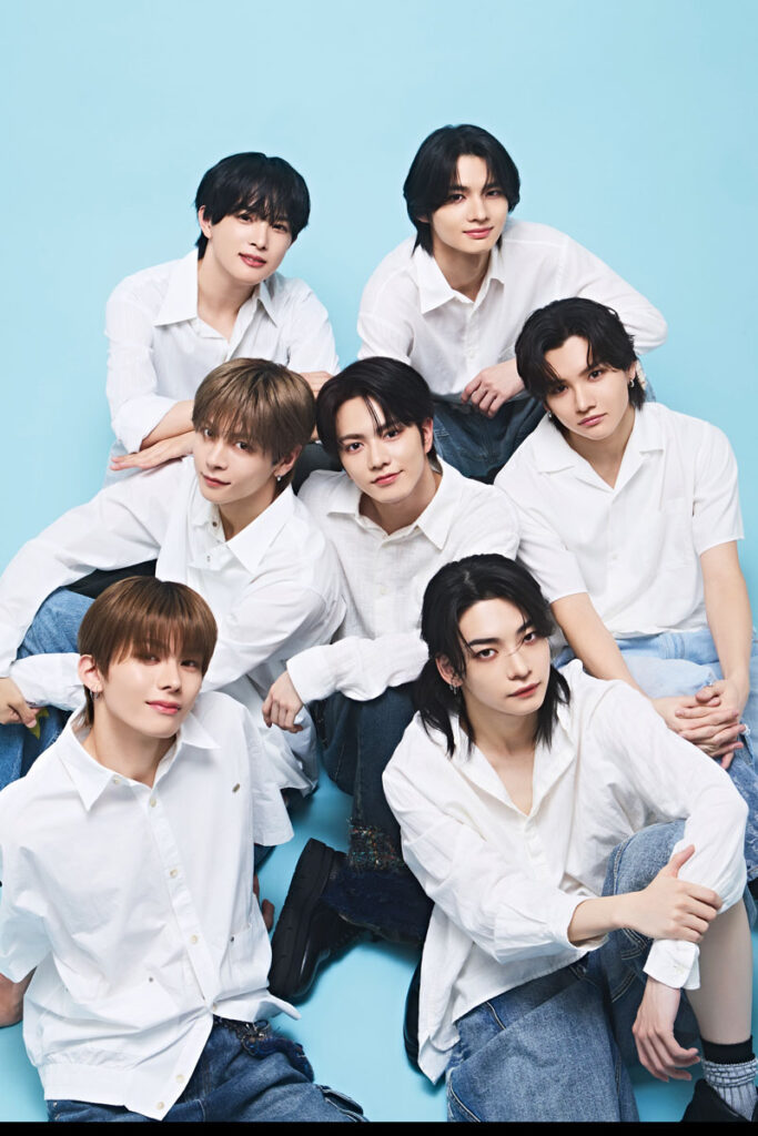 251210 2038 683x1024