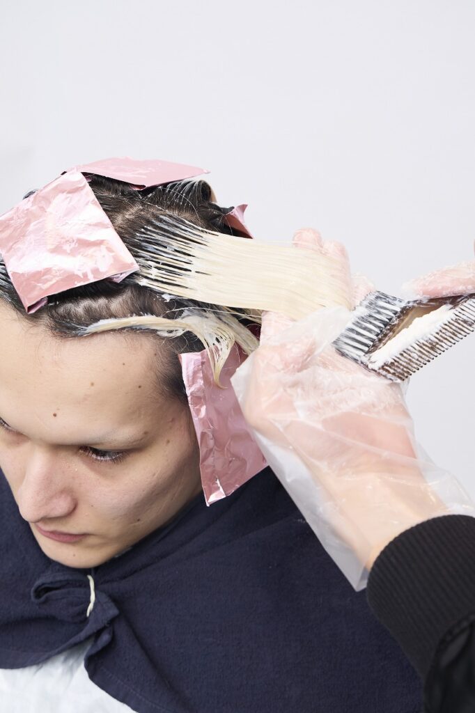 251216 0023 682x1024