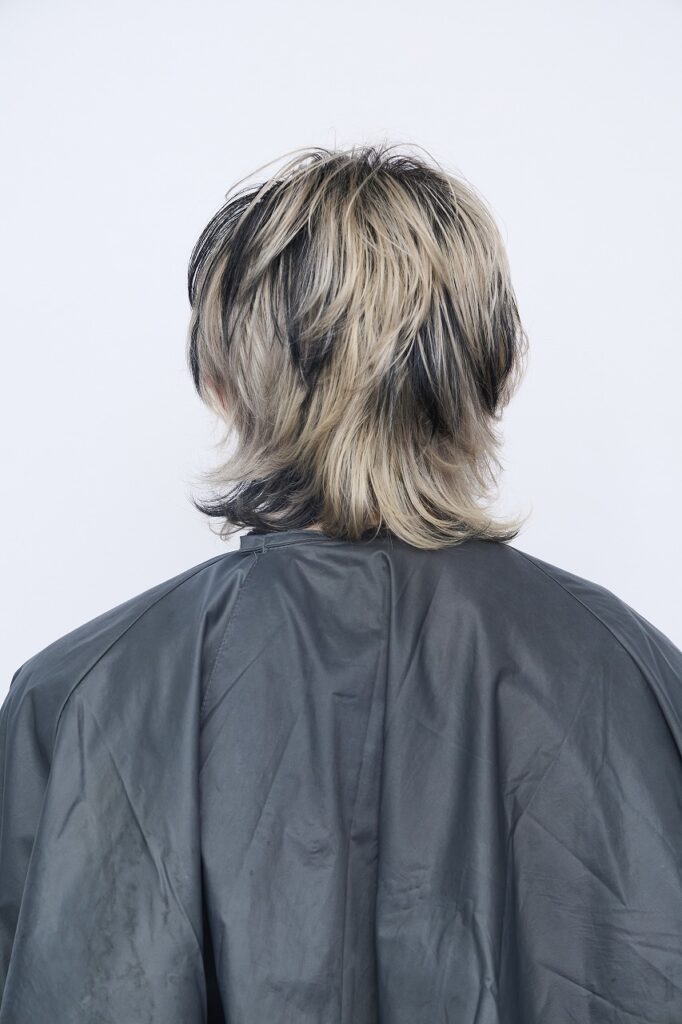 251216 0040 682x1024