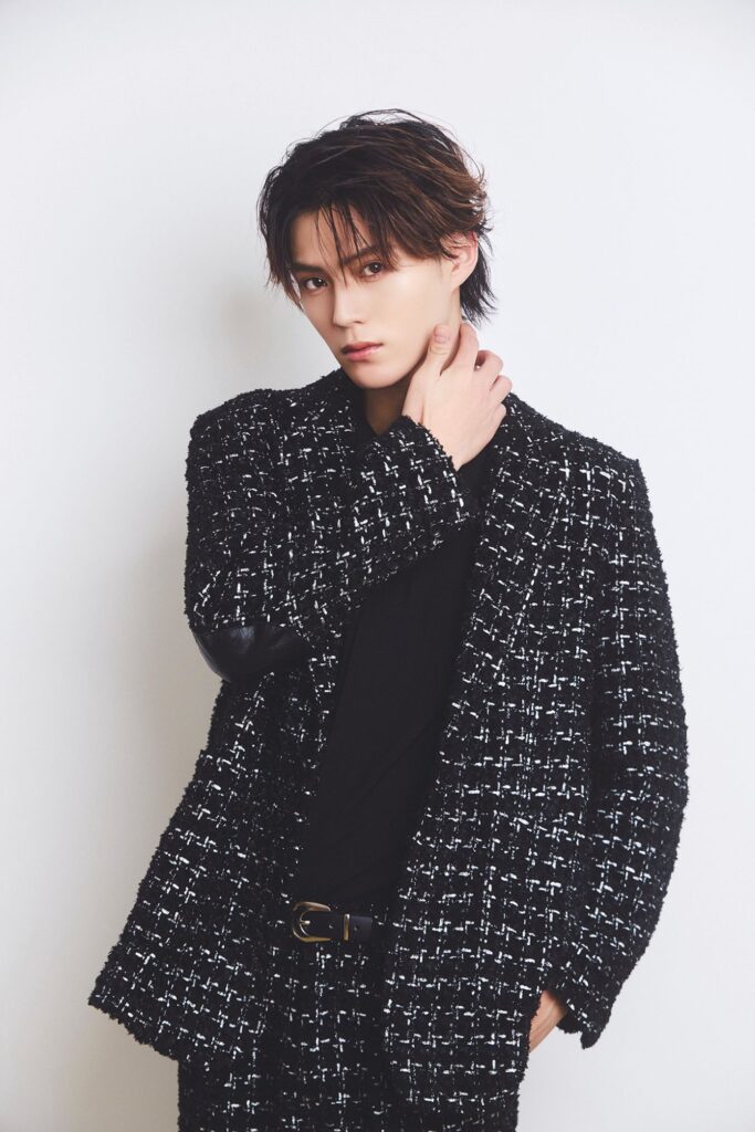 260107 0300 2 S 683x1024