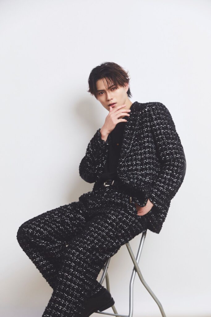 260107 0331 S 683x1024