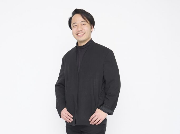 2602051534 683x1024 1 edited