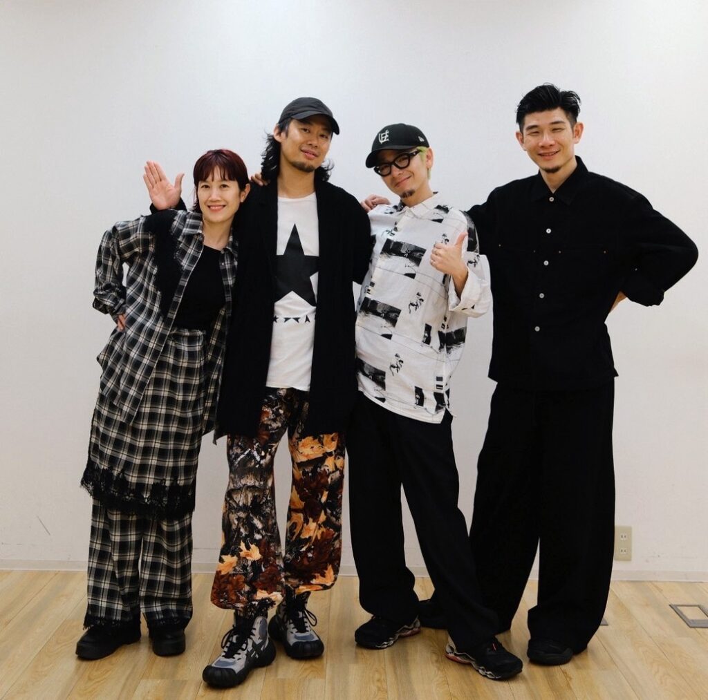 S 49373222 0 1 1024x1013