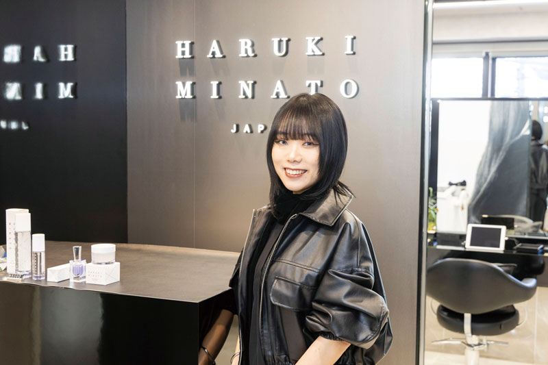 「女性の仕事師」 光野伶奈さんの美容師人生