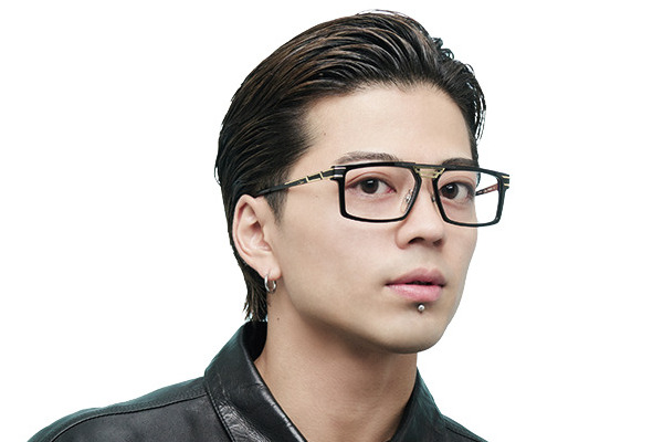 春のフレッシュ2WAYヘア no.03「ON style：フォーマルな場もOK カチッとシックなオールバック」