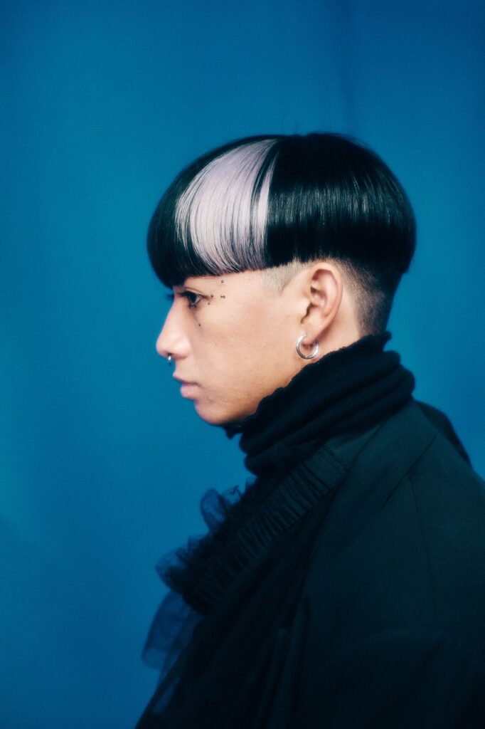 260303 1585 682x1024