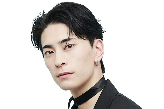 春のフレッシュ2WAYヘア no.06「ON style：ドレッシーなスーツに映える爽やかなジェントルショート」