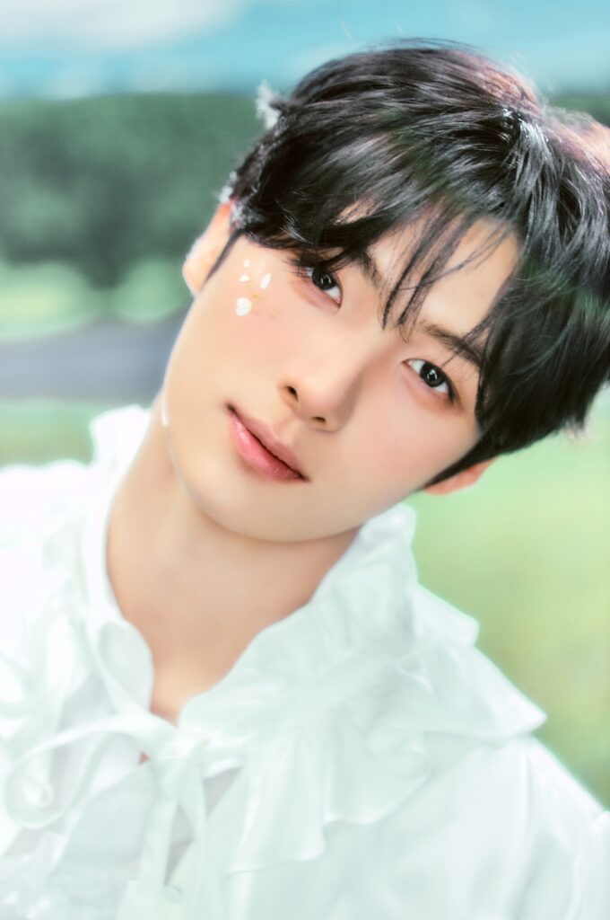 04 TWS 5th Mini FINAL MOVE ver YOUNGJAE 680x1024