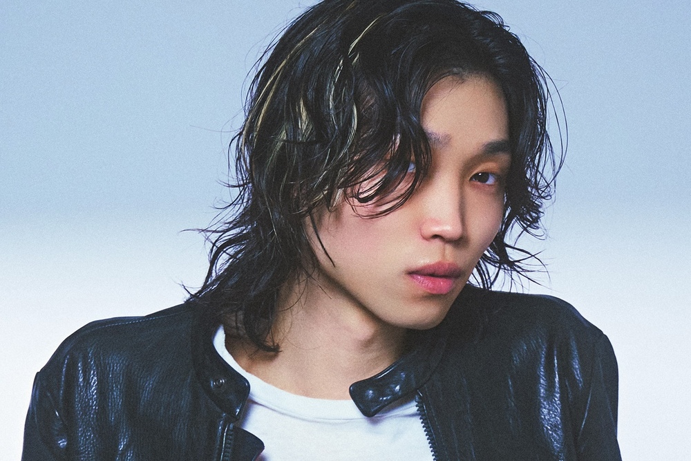 2000sSWAG 06「00sロックを今に。片サイドハイライトが光る無造作ウルフ。」