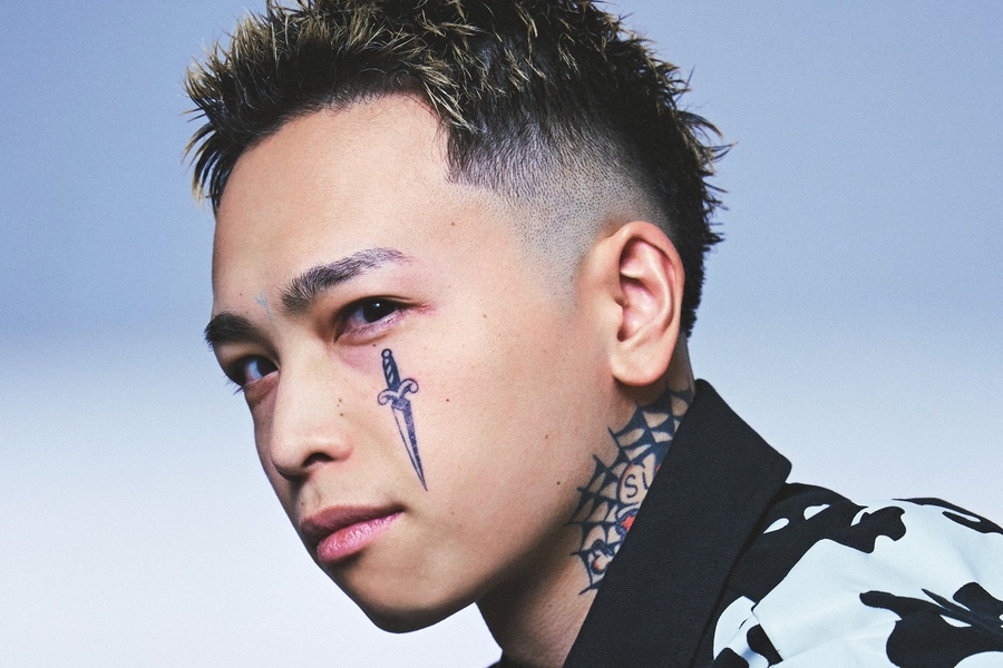 2000sSWAG 10「バーストフェードが鍵。平成風のV字バックスパイキーショート。」