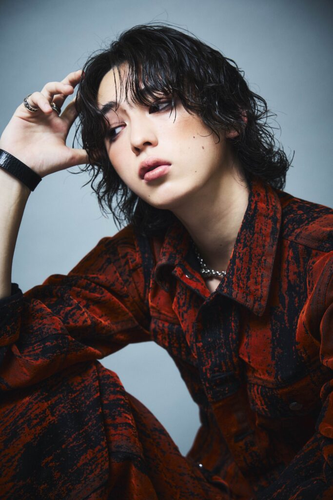 260326 0221 1 683x1024