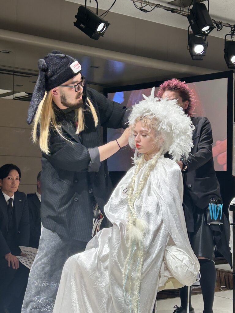 PHOTO Shooting 1 768x1024