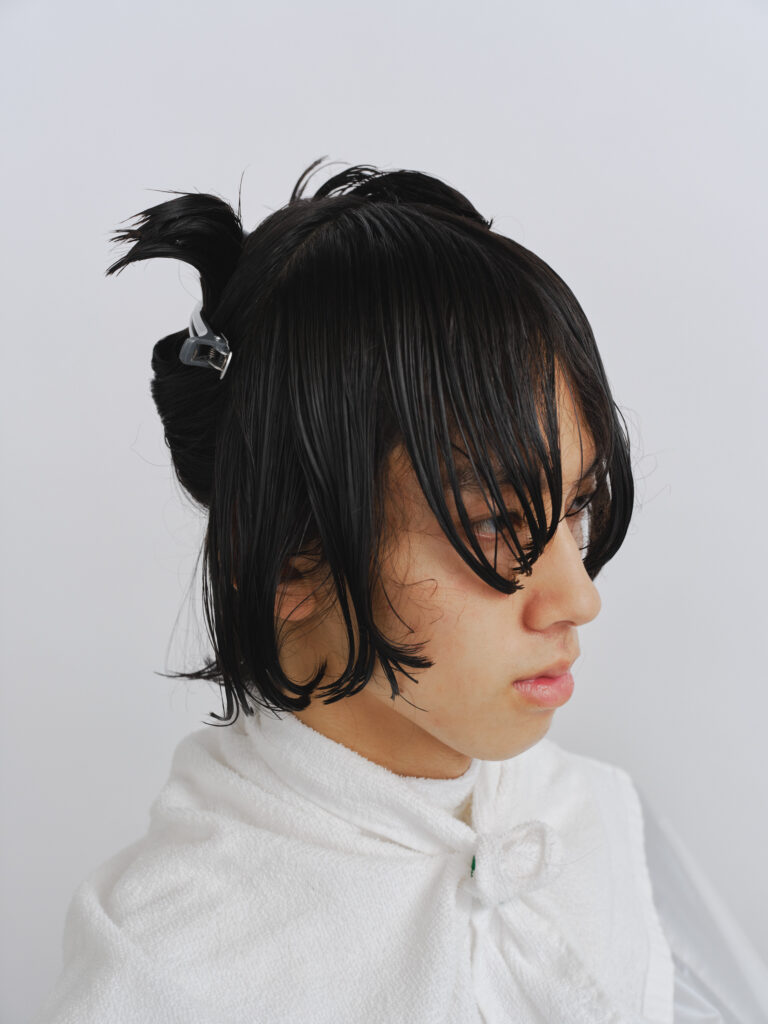 mp9042 768x1024