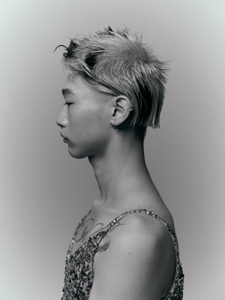 mp9782 768x1024