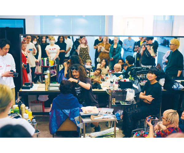 『Beauty Buzz』NYの第一線で活躍するクリエイターが集結　東京で再現されたNYフォトセッションのリアル