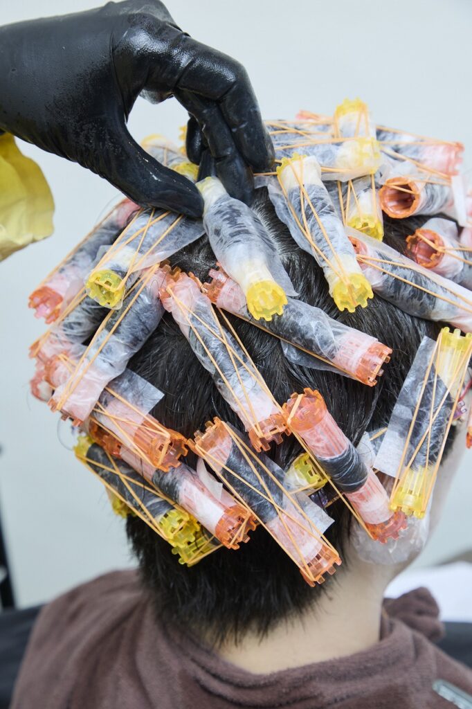 photo28687 682x1024