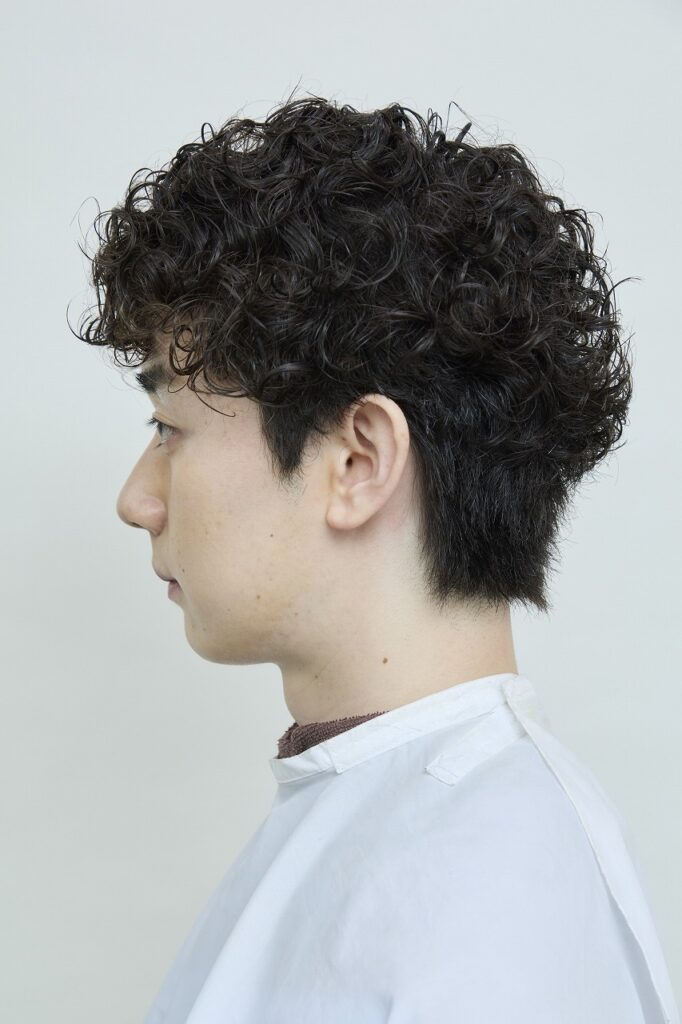 photo28697 682x1024