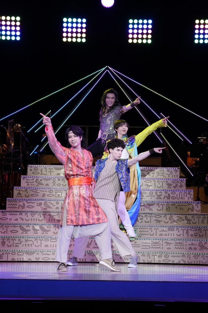 前より、ジュダ＝秋沢健太朗、ベンジャミン＝東島京、ジョセフ＝薮宏太、ファラオ＝橋本良亮 61S2919 rotated