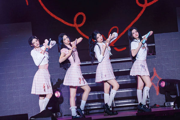 ILLIT PRESS START Tokyo 2 high MINJU YUNAH WONHEE IROHA