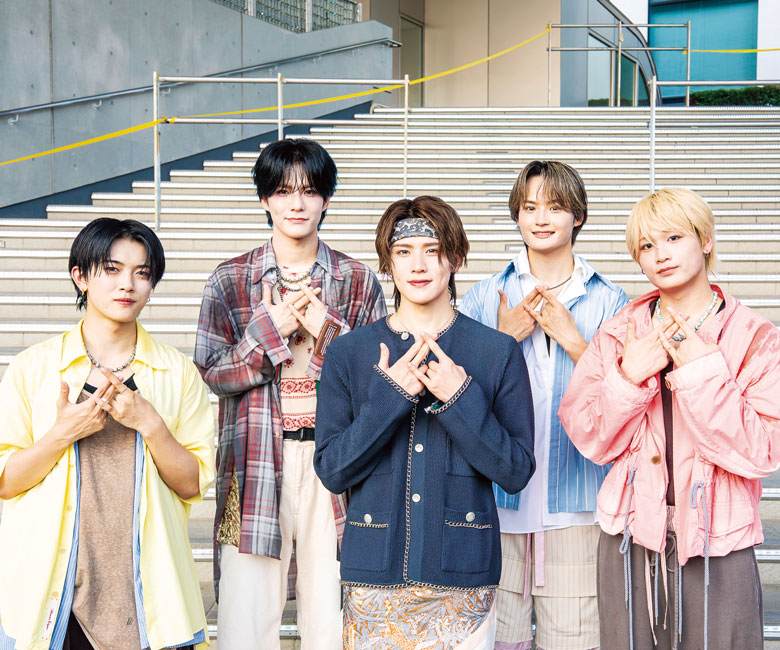 【イベントレポート】DXTEEN 7TH SINGLE『Wanna』 リリース⽇限定スペシャルイベント＠ダイバーシティ東京 プラザ2Fフェスティバル広場