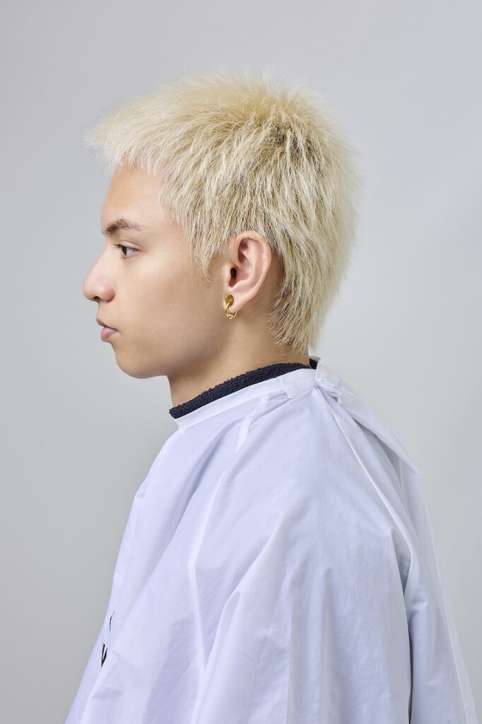 taniguchi138800 682x1024