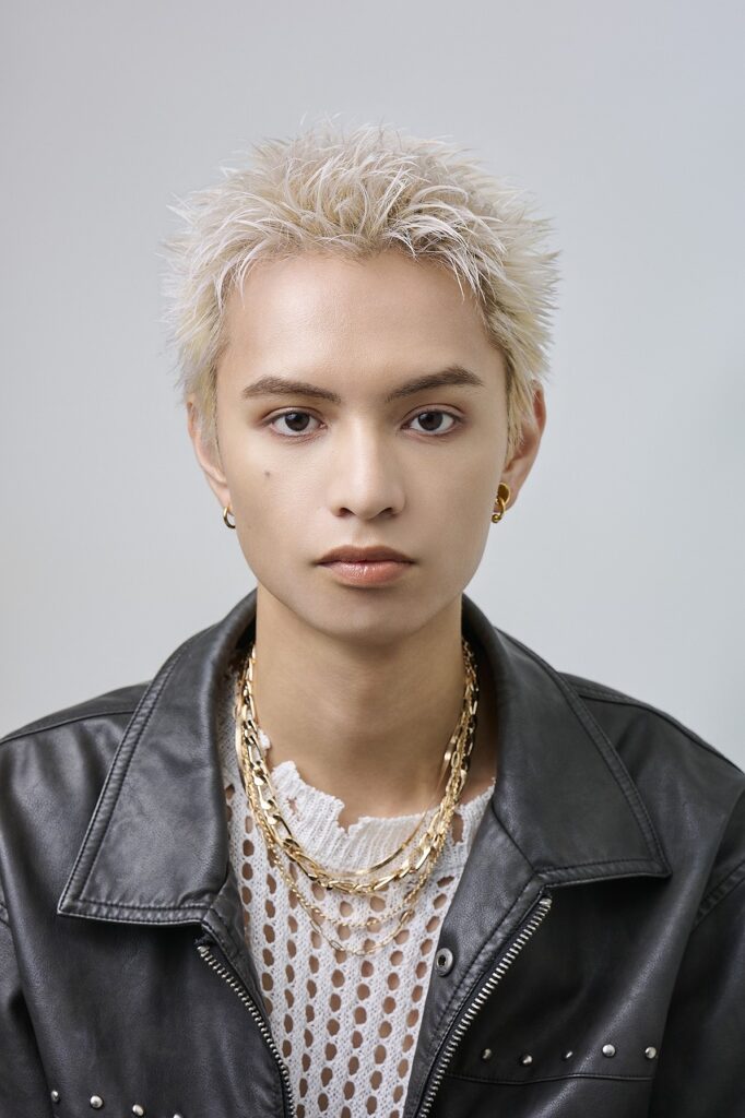taniguchi138829 682x1024