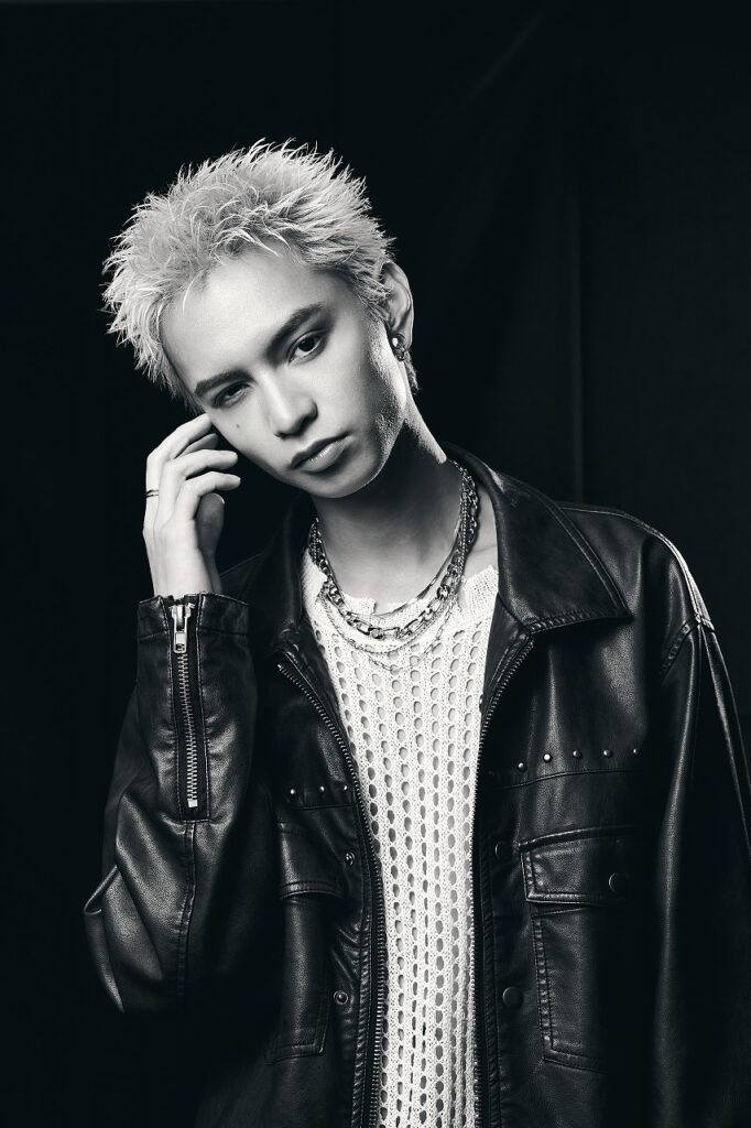 taniguchi138882 682x1024